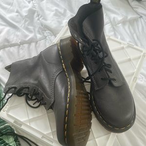 Dr. Martens Grey 1460 Pascal Virginia 8 Eye Boots